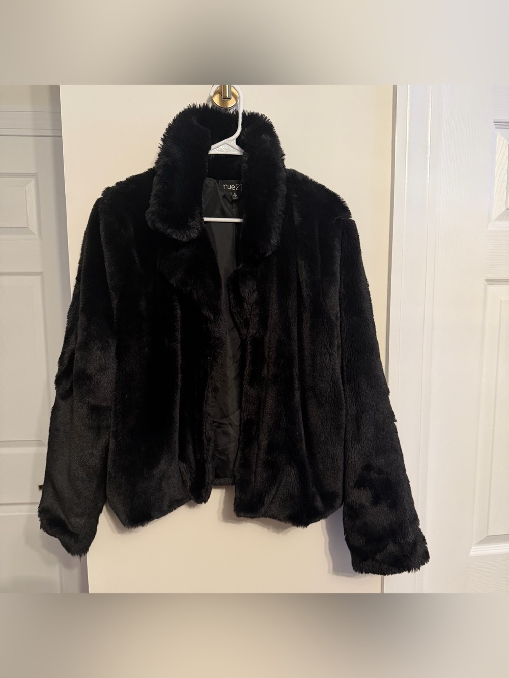 Rue21 Black Faux Fur Teddy Jacket for Women